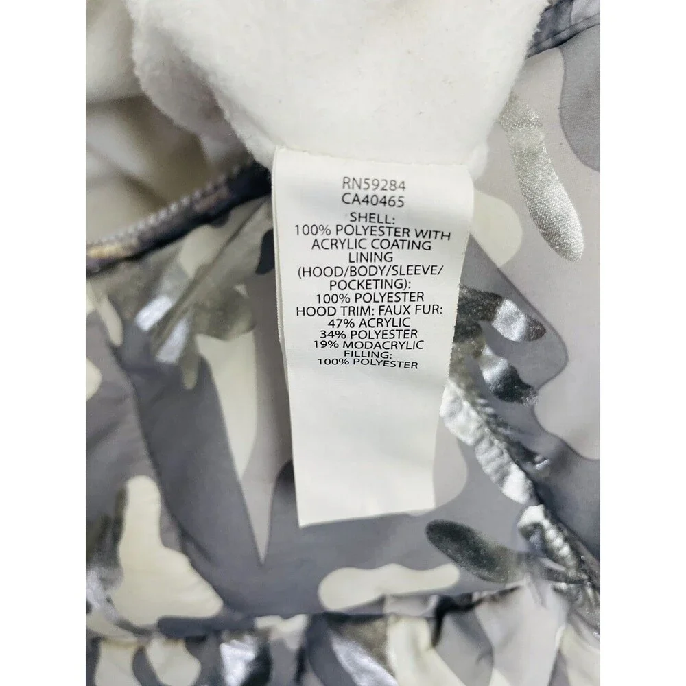 The Children’s Place Kids Silver Puffer Jacket Coat – Size 5/6 – Front Zip